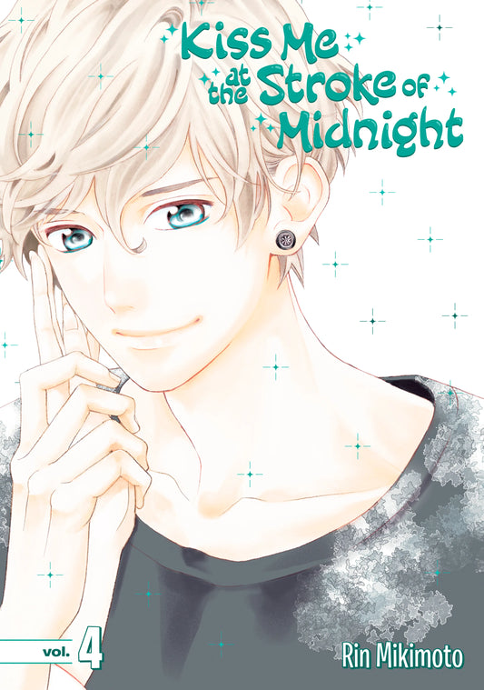 Kiss Me At the Stroke of Midnight Vol. 3 English Manga Paperback book cover